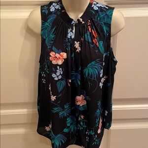 Banana Republic floral sleeveless blouse sz L